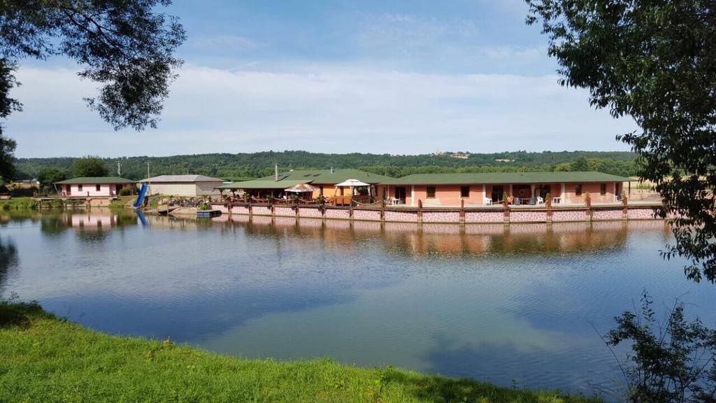 Apartament Marine Zavlahy Hrdejovice Zewnętrze zdjęcie